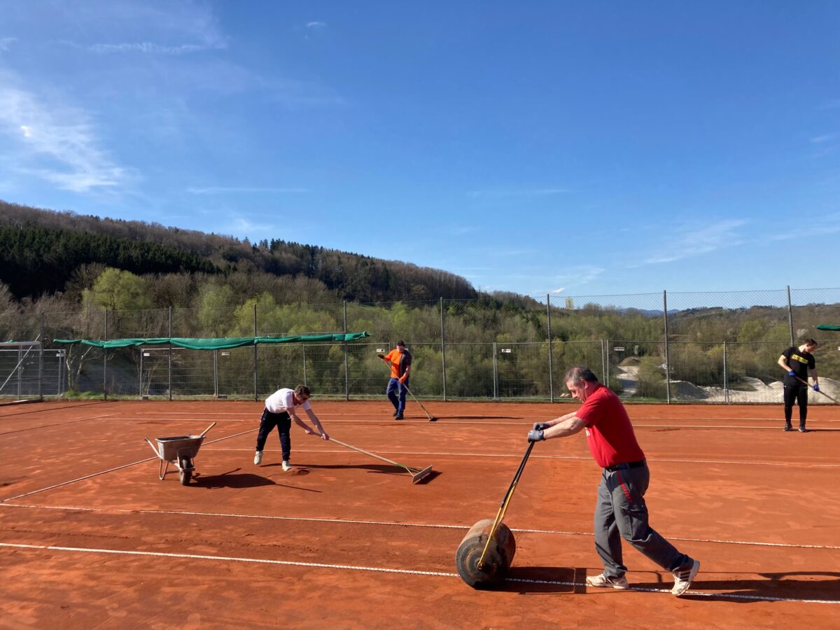 Fortsetzung auswintern Di/Do 16:00
